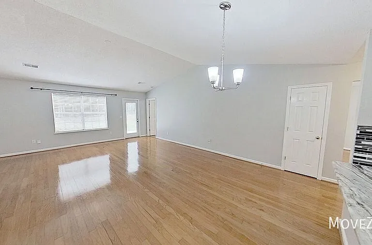 21 Reedy River Way — Photo 41