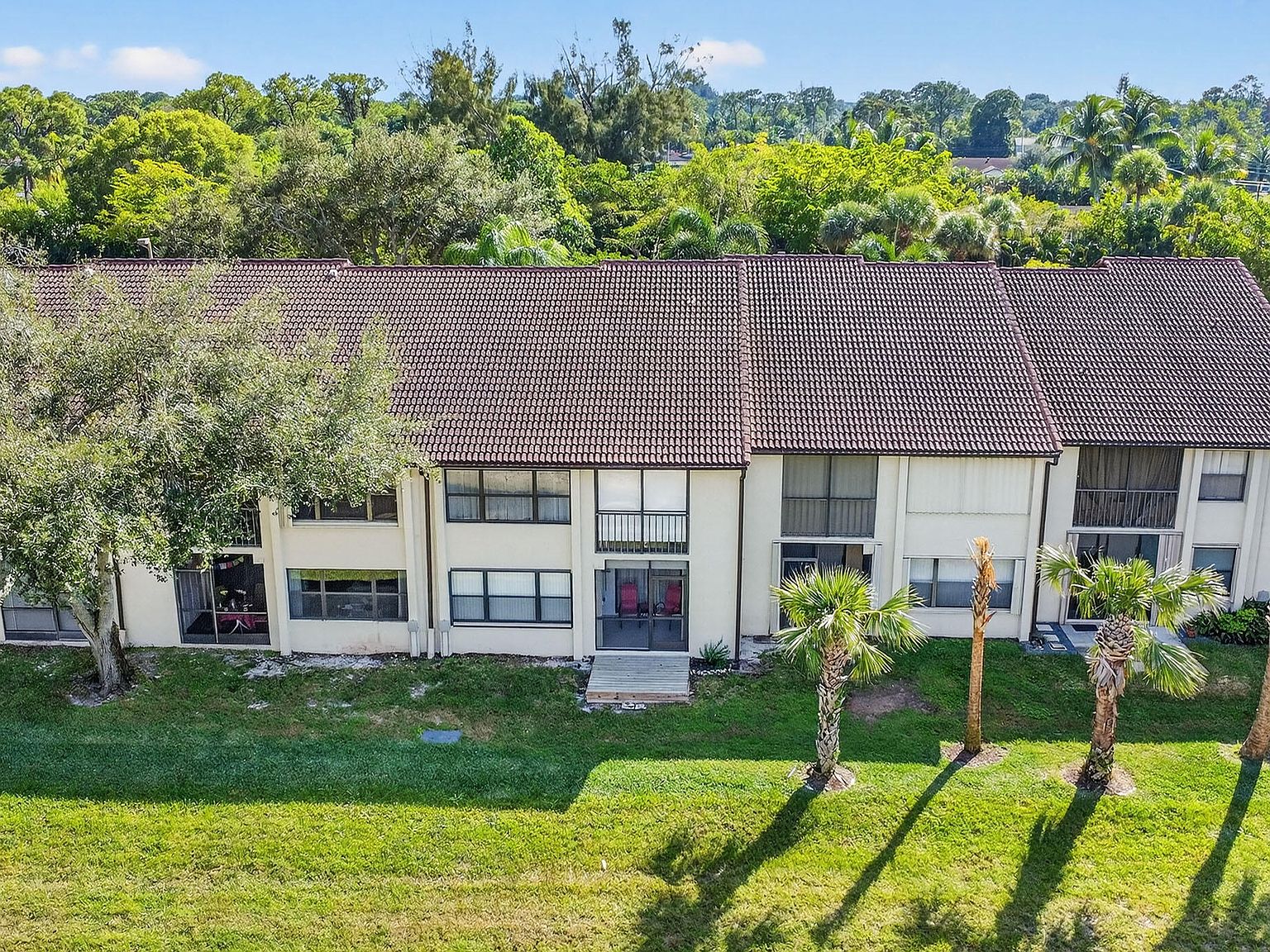 4745 Lucerne Lakes Boulevard #103