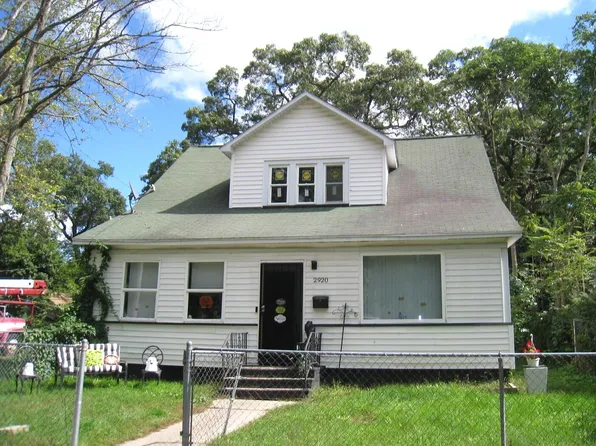 2920 Jefferson St, Muskegon Heights, MI 49444