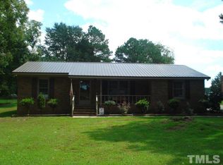 101 N 9th St, Erwin, NC 28339
