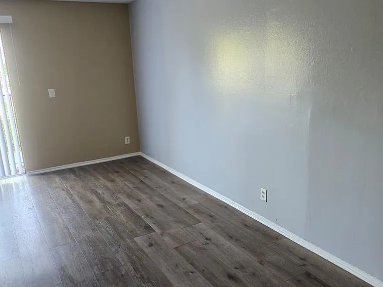 1330 N. Bush Street — Photo 2