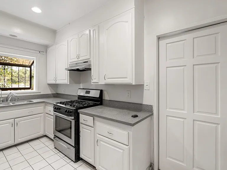 3226 Griffith Park Blvd #1 — Photo 25