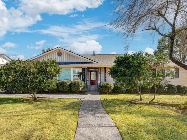 10303 Greenwillow Dr, Houston, TX 77035