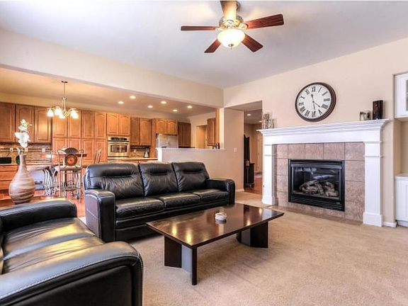 Livingroom now has been upgraded to wood floors.