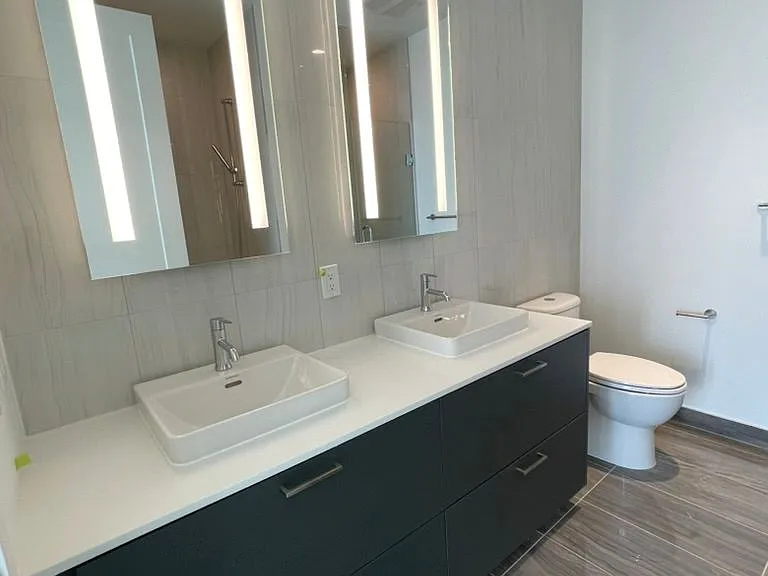 470 Front St W #2303 — Photo 13