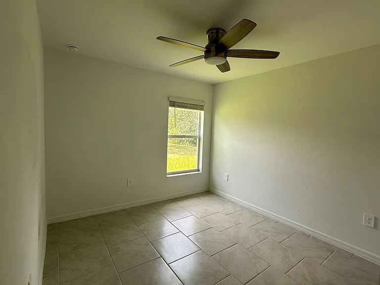 20207 Benton Ave — Photo 6