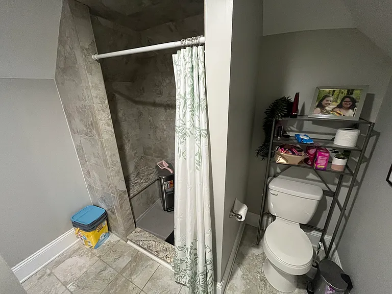 33 Hamilton Park #B — Photo 18