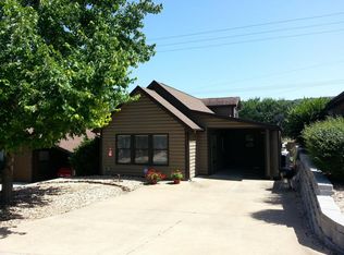 173 Bears Paw Way, Hollister, MO 65672