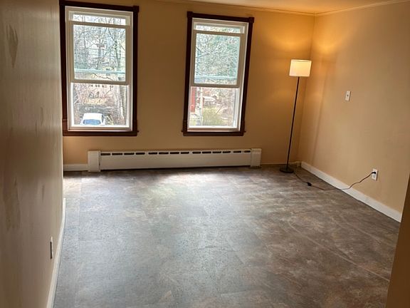 3rd image of 1739 Highland Ave APT 2