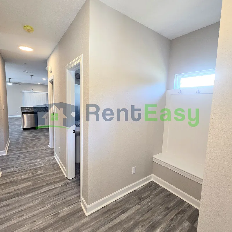3 bed, 2.5 bath, 1750 sqft, $2,495 — Photo 3