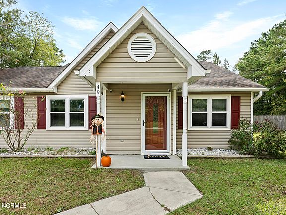 4th image of 49 Carol Lynn Drive NE