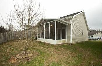 5th image of 932 Brittany Deanne Ln