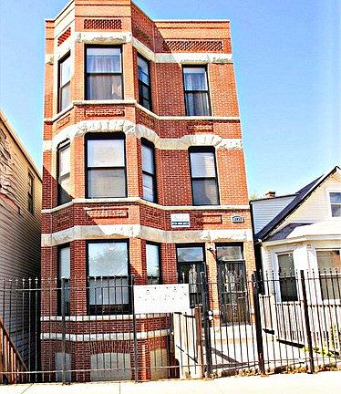 2nd image of 8736 S Buffalo Ave