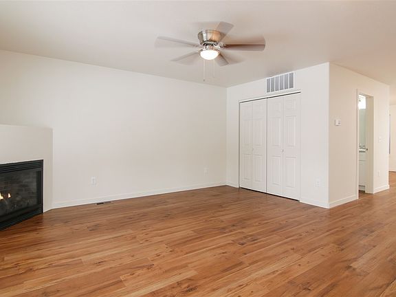5th image of 519 E B St