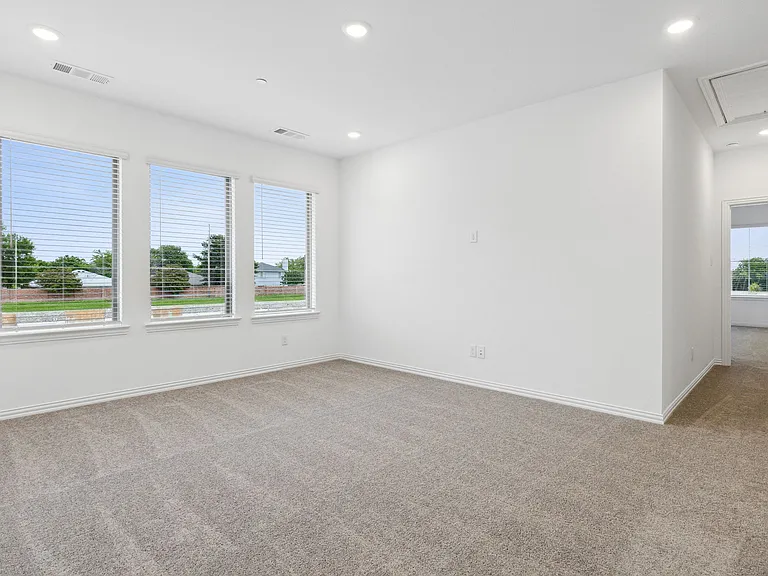 2845 Maidenhair Ln — Photo 29