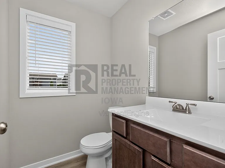 4319 NW 13th St — Photo 17