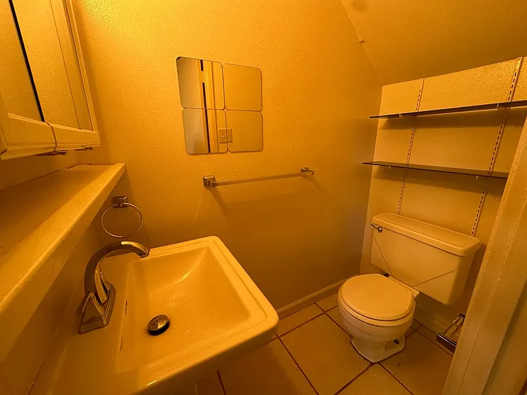 8879 Salmon Falls Dr #C — Photo 13