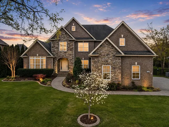 3007 Arbuckle Ln, Spring Hill, TN 37174