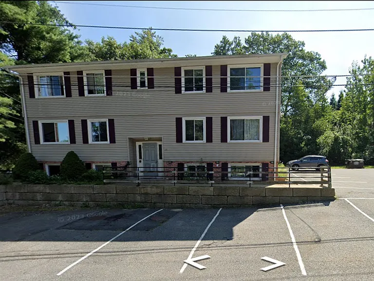 18 Bathrick Rd — Photo 1