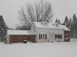 1003 Day Rd, Vassar, MI 48768