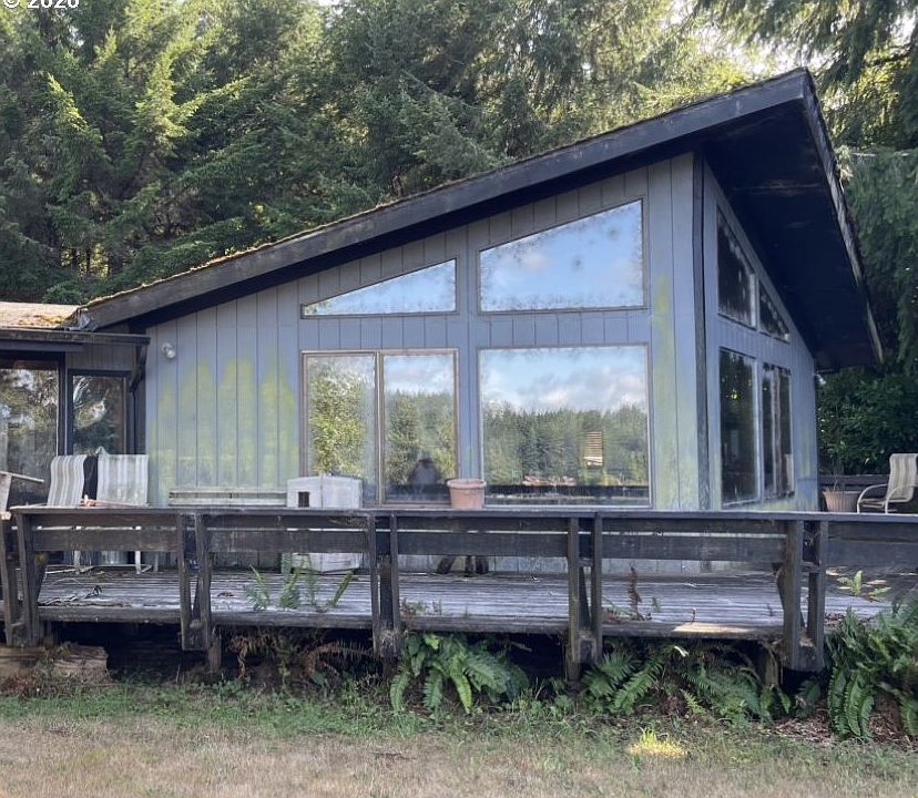 1st image of 2141 N Lake Rd