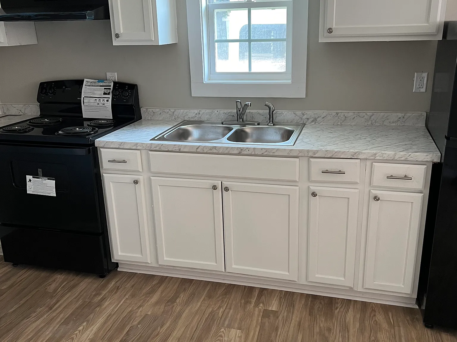 2 bed, $1,000 — Photo 2