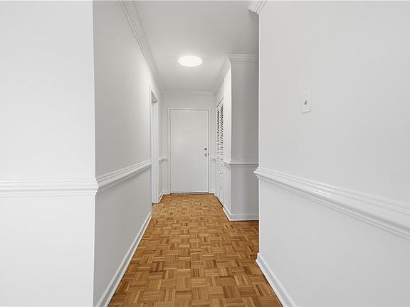 5th image of 7320 Glenroie Ave APT 6F