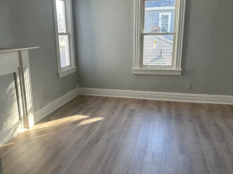 16 W 30th St — Photo 1