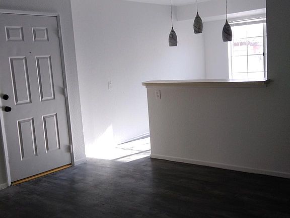 2nd image of 1365 Crafton Ave APT 1118
