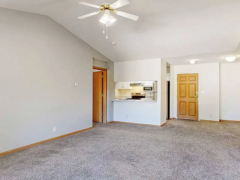 Northbrook Apartments — Photo 189