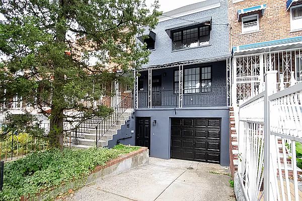 1st image of 1047 E 214th St #A