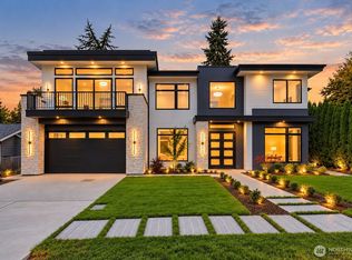 10237 134th Ave NE, Kirkland, WA 98033