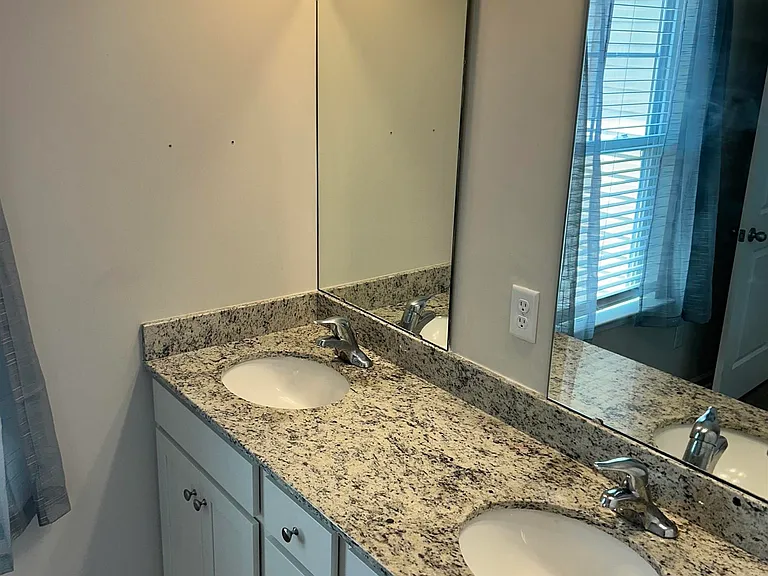 1071 Crescent Moon Loop — Photo 21