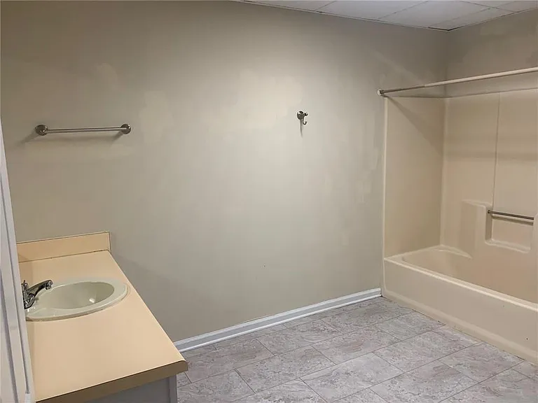 2429 Thompson Mill Rd — Photo 39