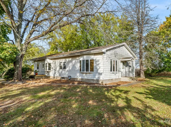 46W028 Granart Rd, Big Rock, IL 60511