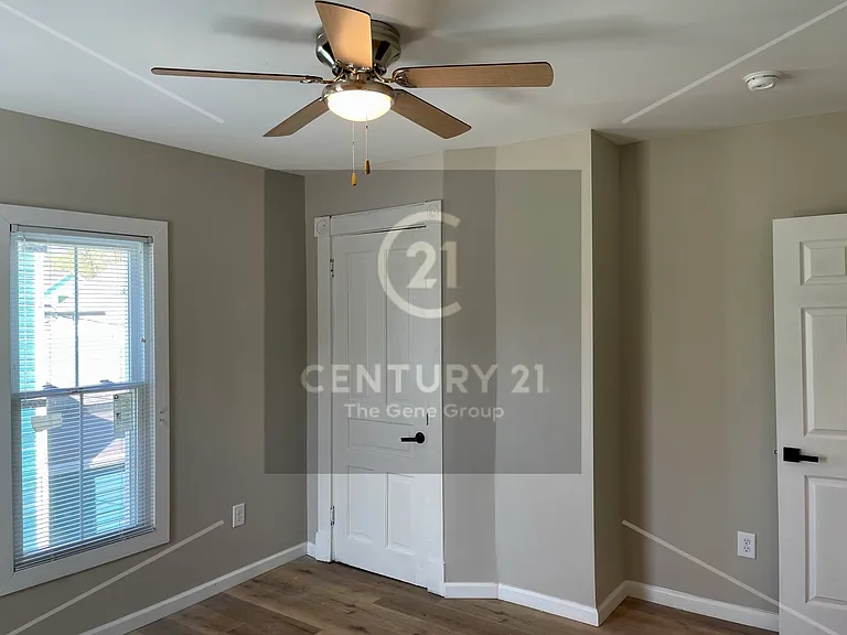 319 Wyoming St — Photo 18