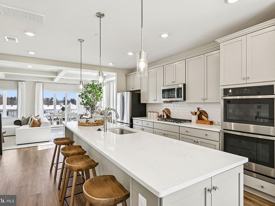 1st image of Village Walk Dr Homesite A10202