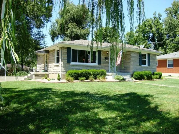 8206 Hillview Ct, Louisville, KY 40258