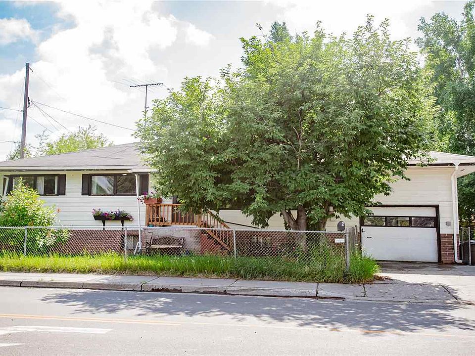 1st image of 743 17th Ave