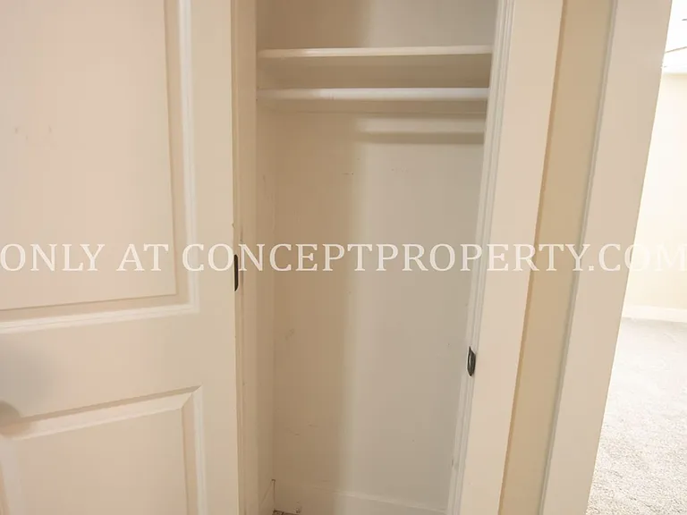 Cottonwood Heights — Photo 15