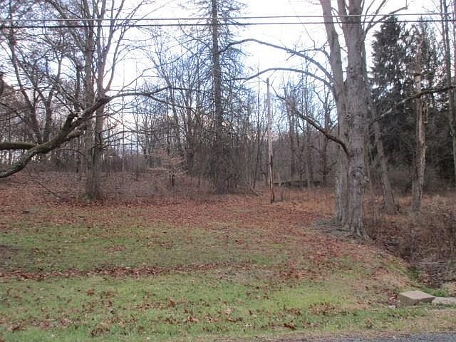 2nd image of 1142 Wampum New Galilee Rd