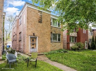 2630 W Estes Ave, Chicago, IL 60645