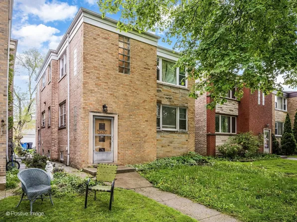 2630 W Estes Ave, Chicago, IL 60645