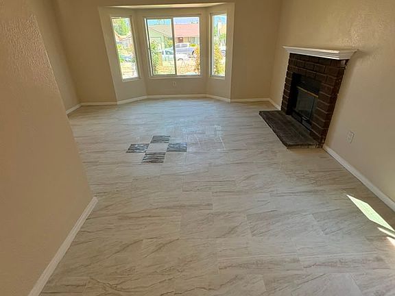 4th image of 14815 Country Ln #1