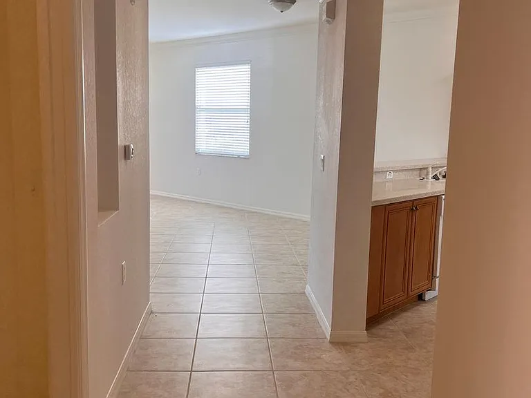 8470 Kingbird Loop #1020 — Photo 2
