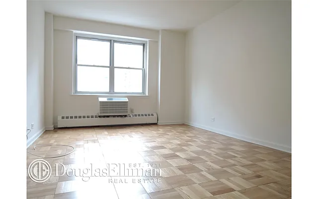 Rented by Douglas Elliman | media 11