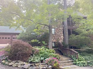 950 W Covered Bridge Rd #R, Columbia, MO 65203