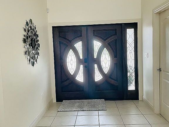 3rd image of 1313 N Collier Blvd