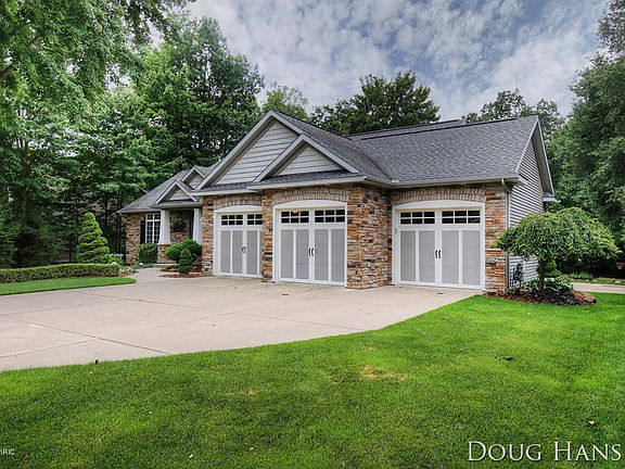 2nd image of 2951 Joshua Ct
