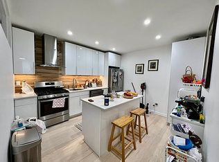 518 Leonard St #1L, Brooklyn, NY 11222